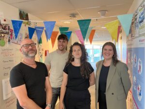 vier collega's van de jongerenacademie